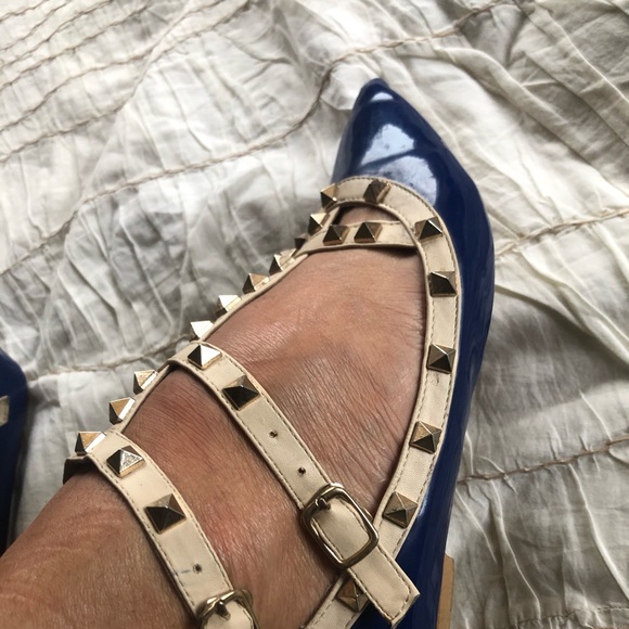 Blue / beige Vynil studded flats sz. 7 - Picture 8 of 13